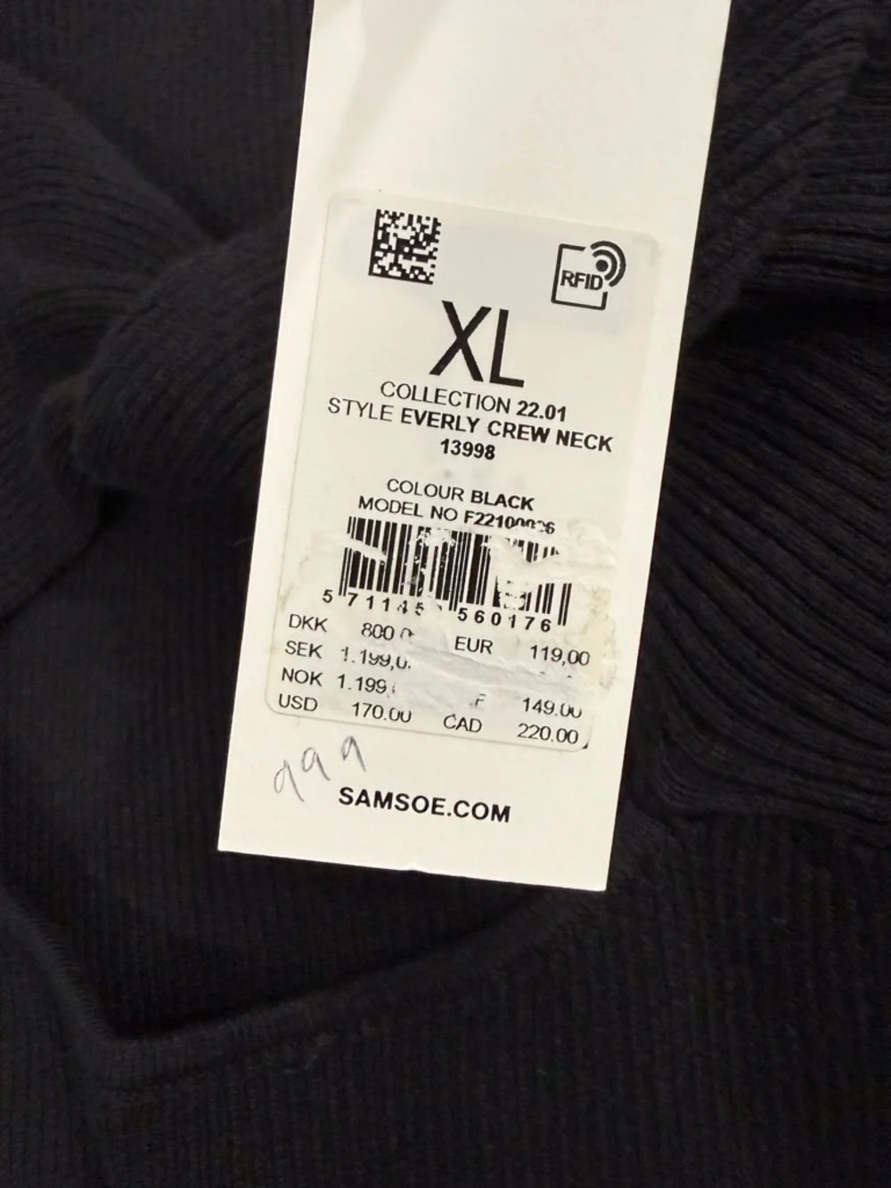NWT SAMSOE Black ribbed cotton blend Eveley crew neck sweater w/ cut out (read)